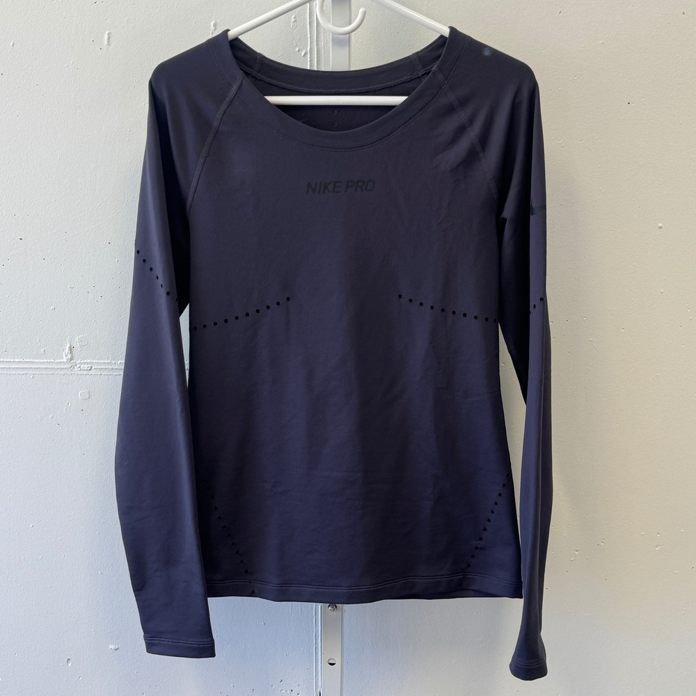 Nike Pro HyperWarm Women's Running‎ Long Sleeve Top Dark Purple Medium Athletic